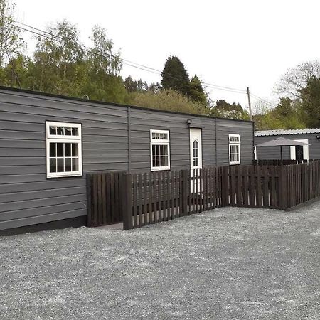 Отель The Cabins Kirikee Экстерьер фото